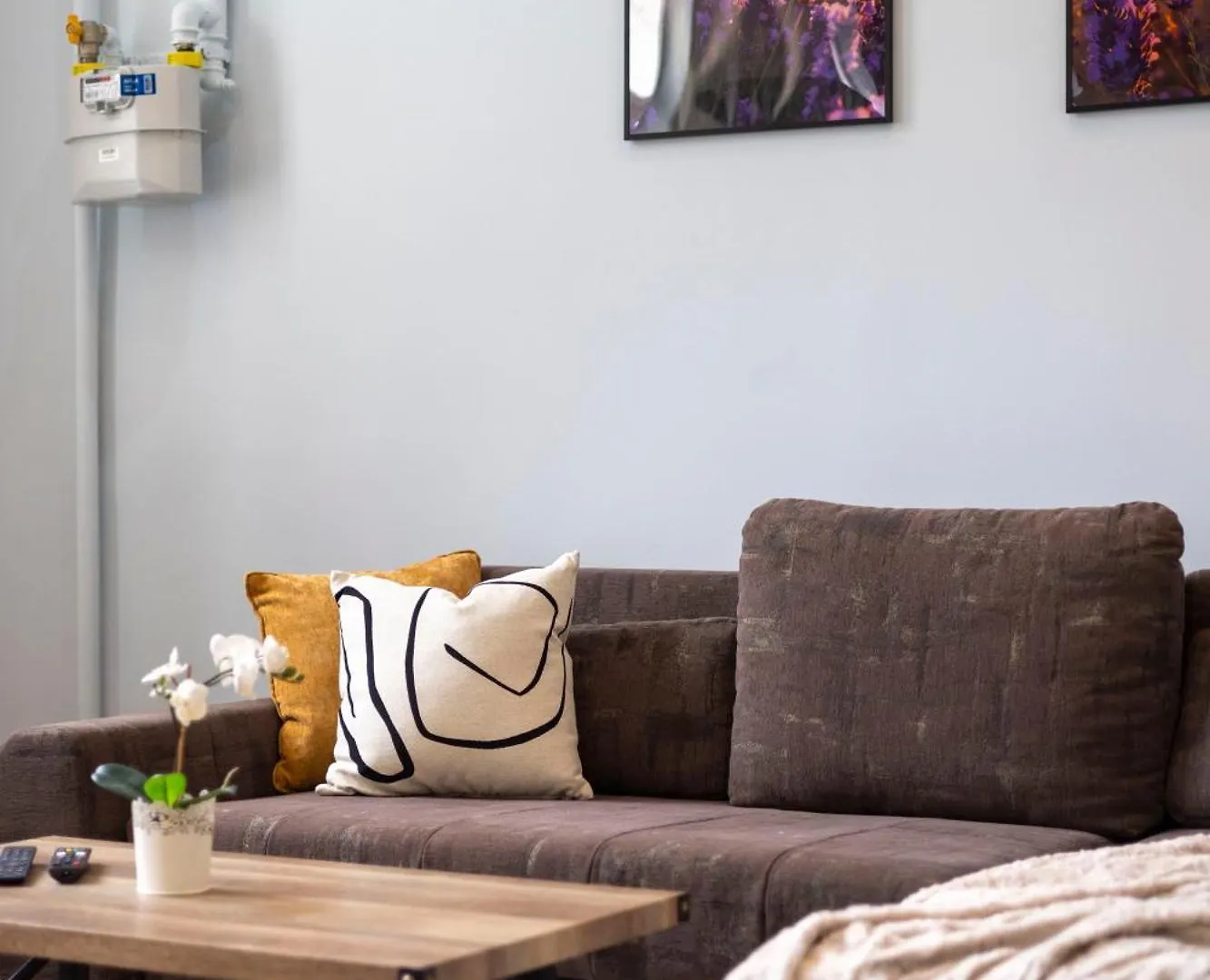 Explore Budapest From A Central Cozy Home & Sweet Retreat